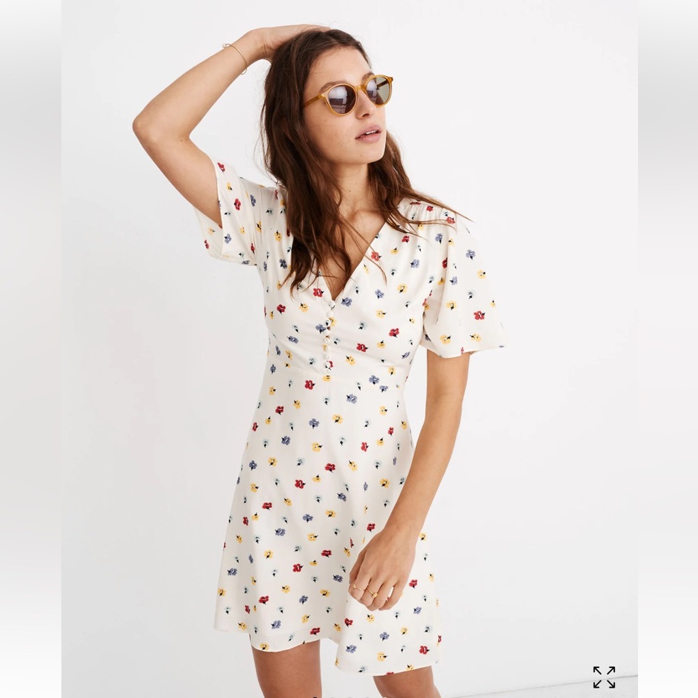 Madewell Orchard Flutter-Sleeve dress in “confetti floral” v-neck & button front